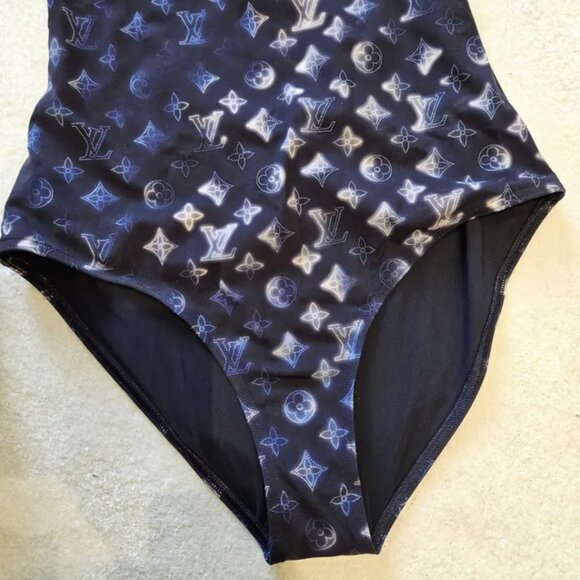 Louis Vuitton Mahina Monogram One-Piece Swimsuit - Size 38 - Picture 5 of 12